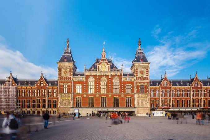 Amsterdam chauffeur taxi
